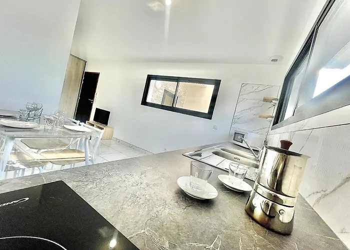 Apartment Design, New Studio, Air Conditioning, Parking Argeles-sur-Mer